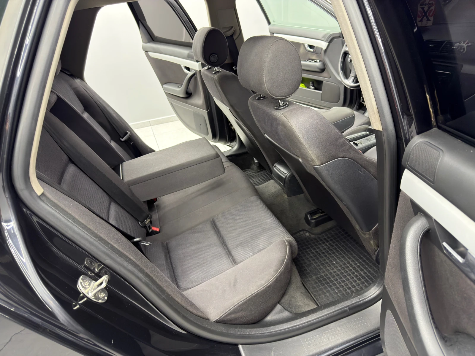 Audi A4 1.8T/LPG/6��������/NAVI/S-line | Mobile.bg � ����������� 12