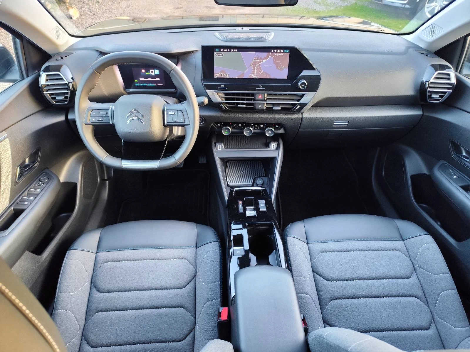 Citroen C4 Electric Swiss Edition - изображение 9