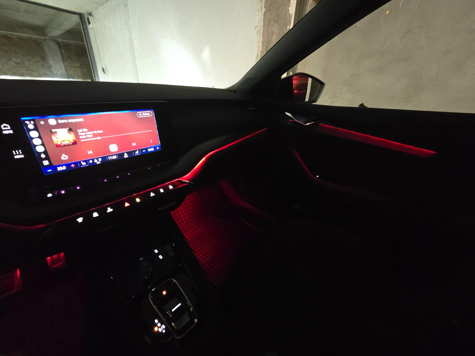 Skoda Octavia 2.0TDI 200hp* RS* 4x4* , снимка 11 - Автомобили и джипове - 53733310