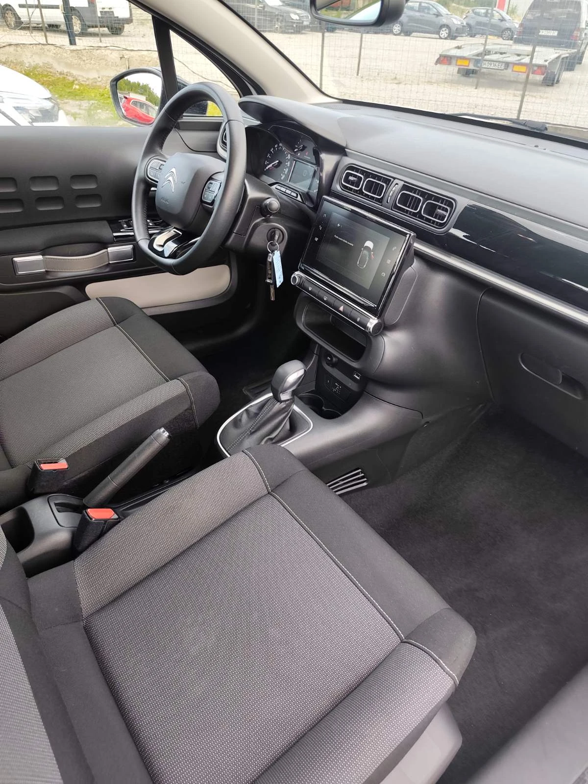 Citroen C3 AUTOMATIC, снимка 7 - Автомобили и джипове - 55023979