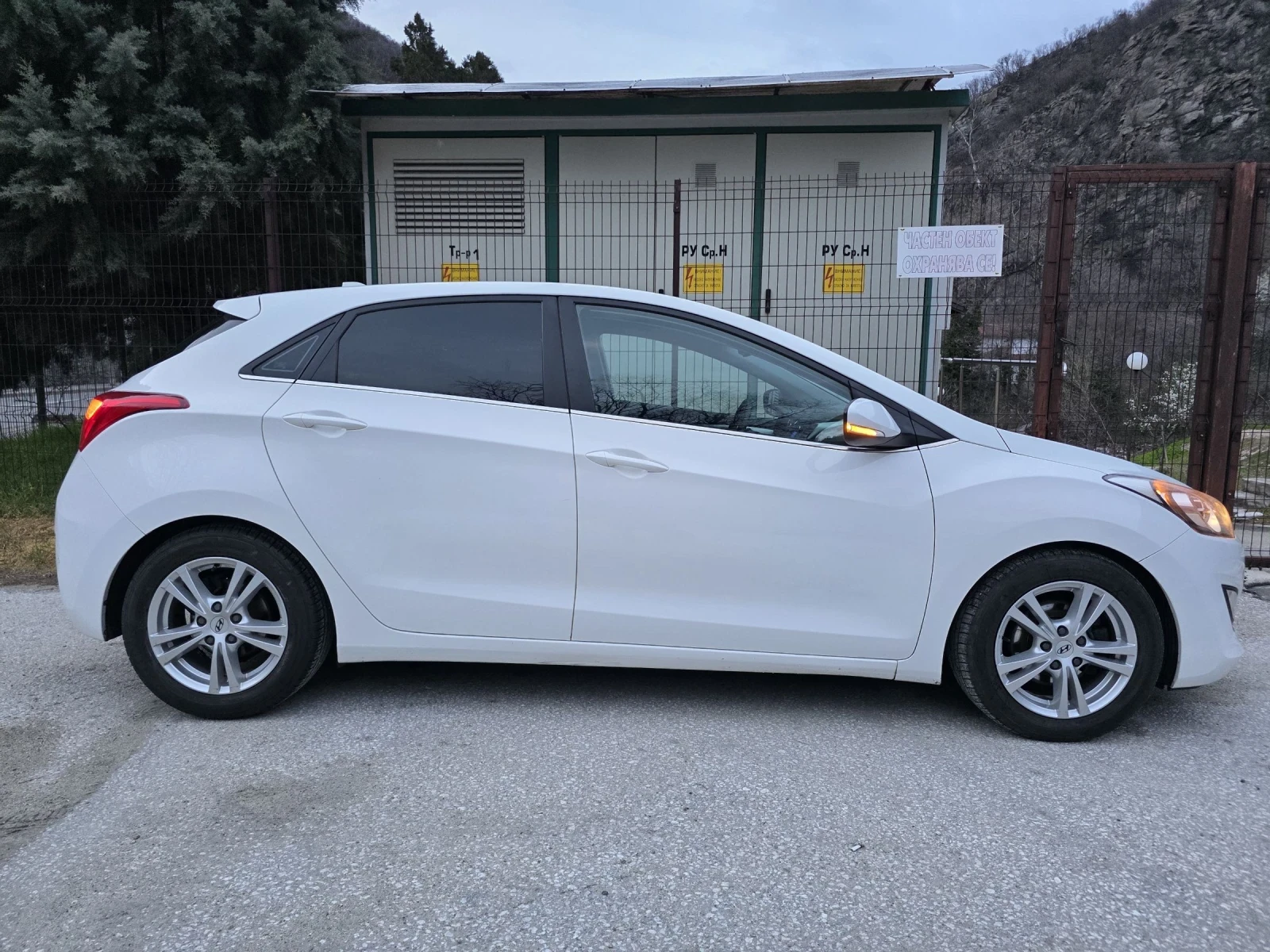 Hyundai I30 1.6CRDI 128�� * FACELIFT* LED* PODGREV*  | Mobile.bg � ����������� 8