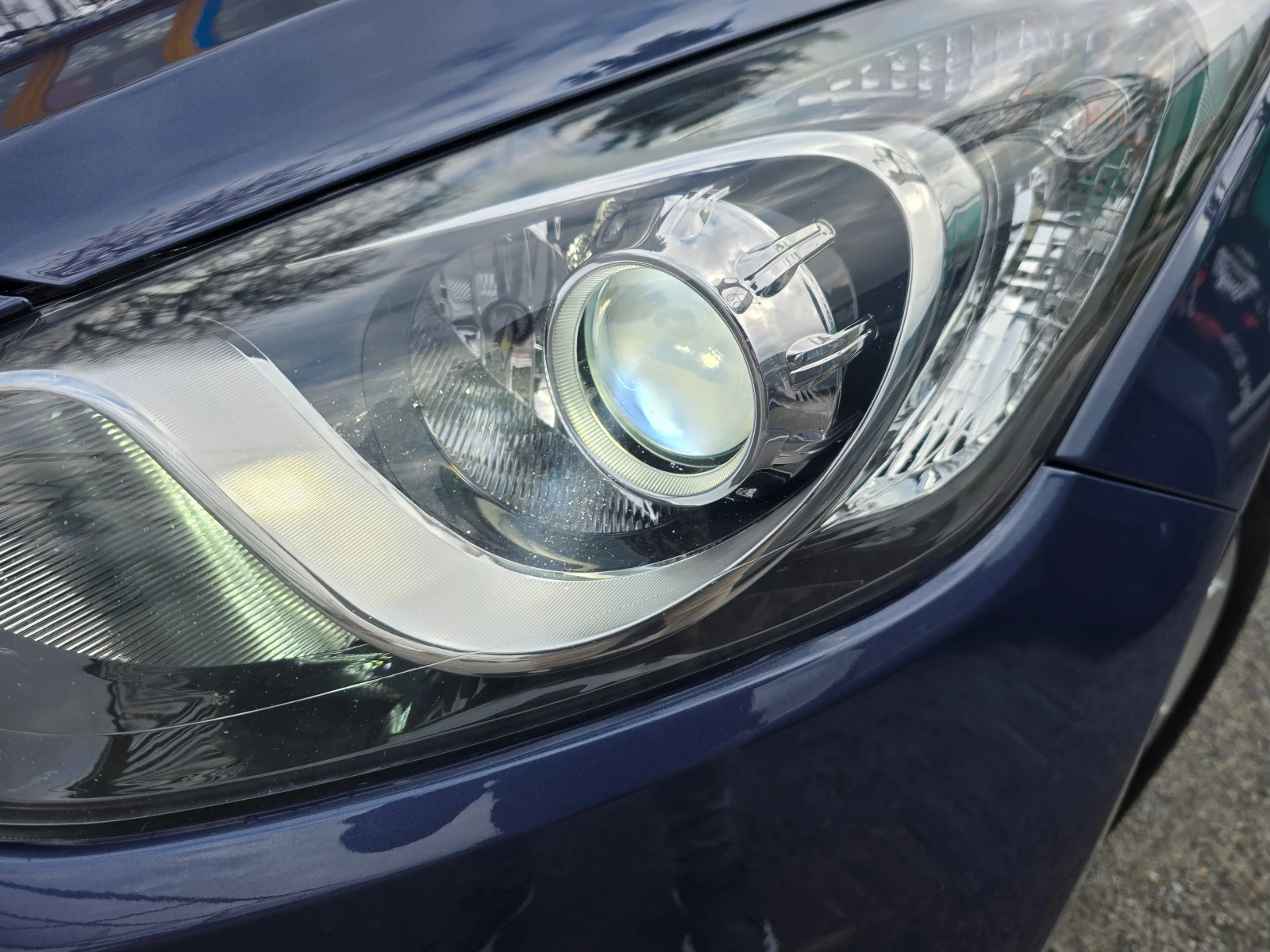 Hyundai I30 1.6CRDi-Led= Panorama, снимка 2 - Автомобили и джипове - 54114115