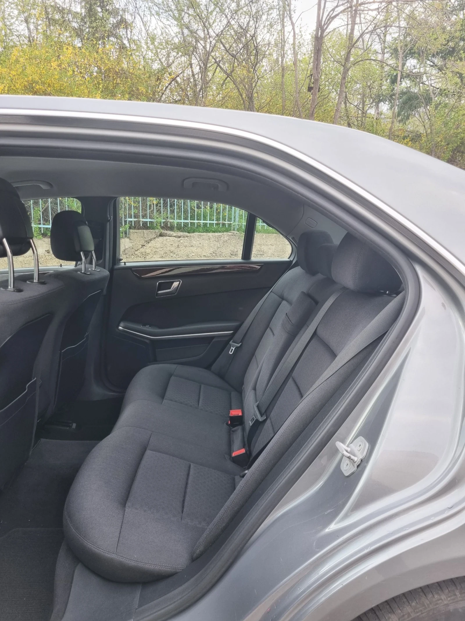 Mercedes-Benz E 200, снимка 7 - Автомобили и джипове - 54258880