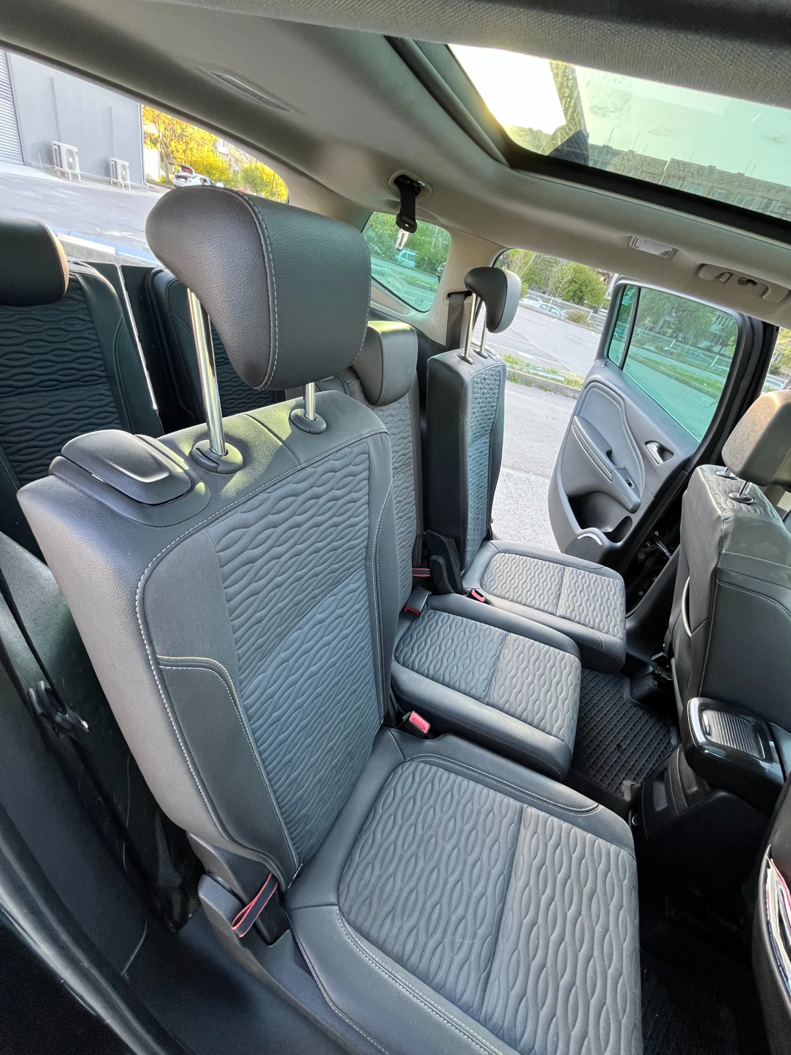 Opel Zafira, снимка 8 - Автомобили и джипове - 54400965