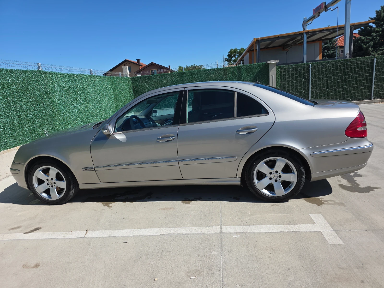 Mercedes-Benz E 320, снимка 11 - Автомобили и джипове - 54900300