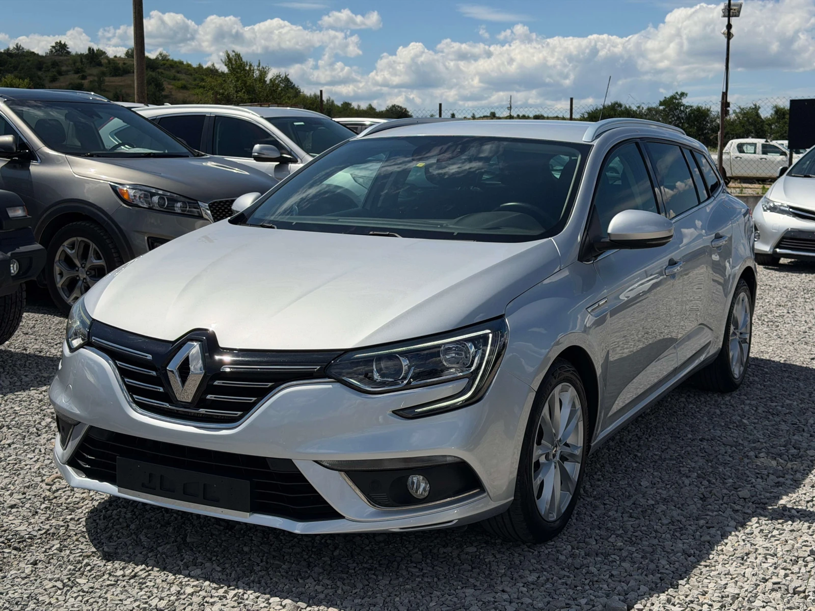 Renault Megane 1.5d E6B / INTENS / РЕАЛНИ КМ / 1-Собственик, снимка 5 - Автомобили и джипове - 55233405