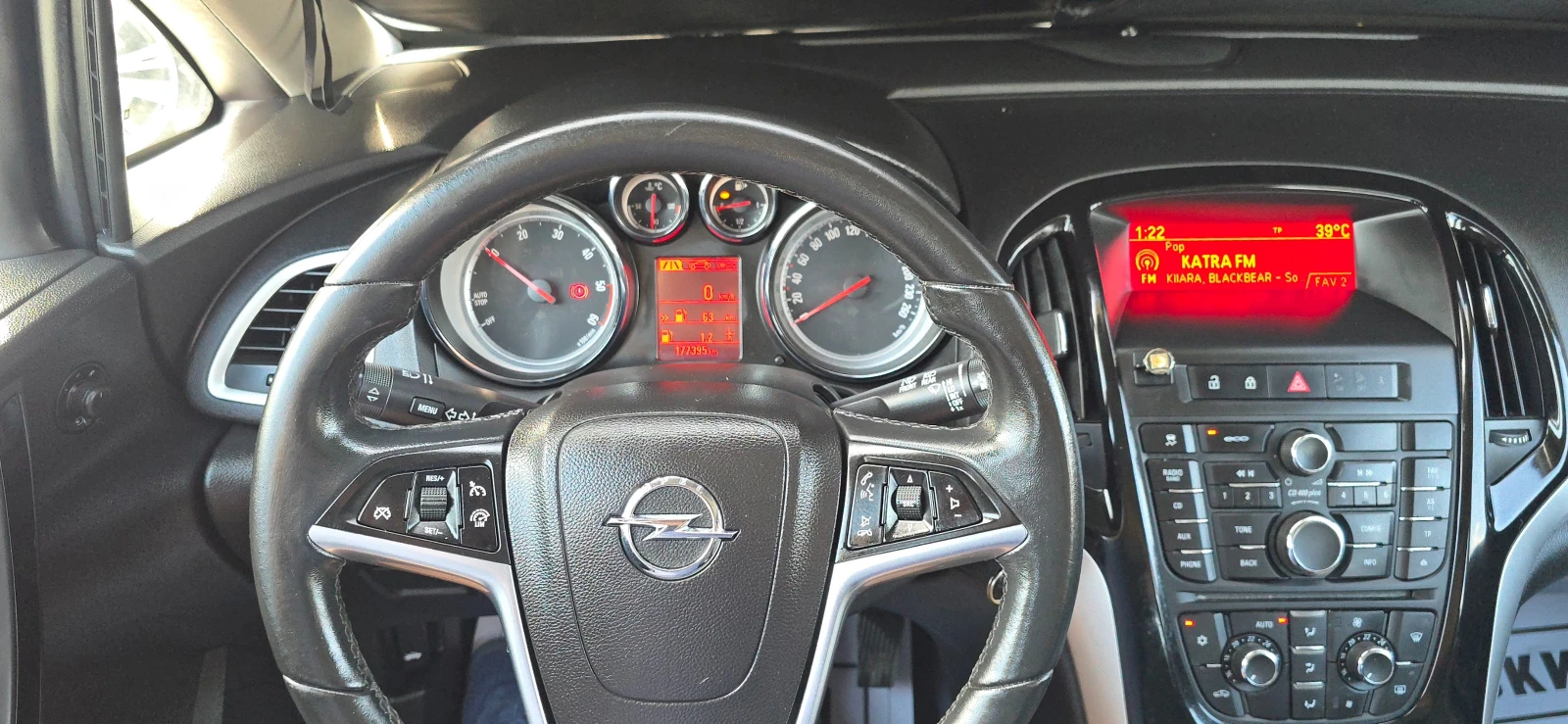 Opel Astra 1.6 CDTI/КОЖА/ПЕРФЕКТНА, снимка 8 - Автомобили и джипове - 55771395