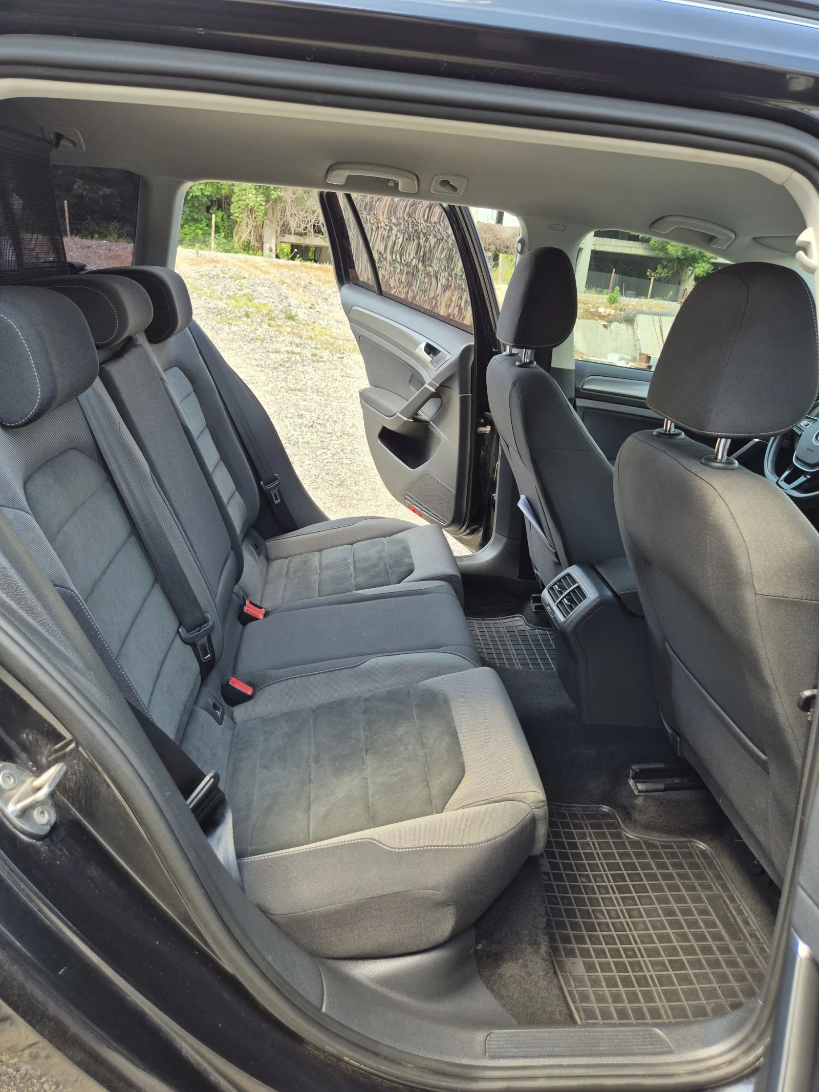 VW Golf, снимка 4 - Автомобили и джипове - 55950722