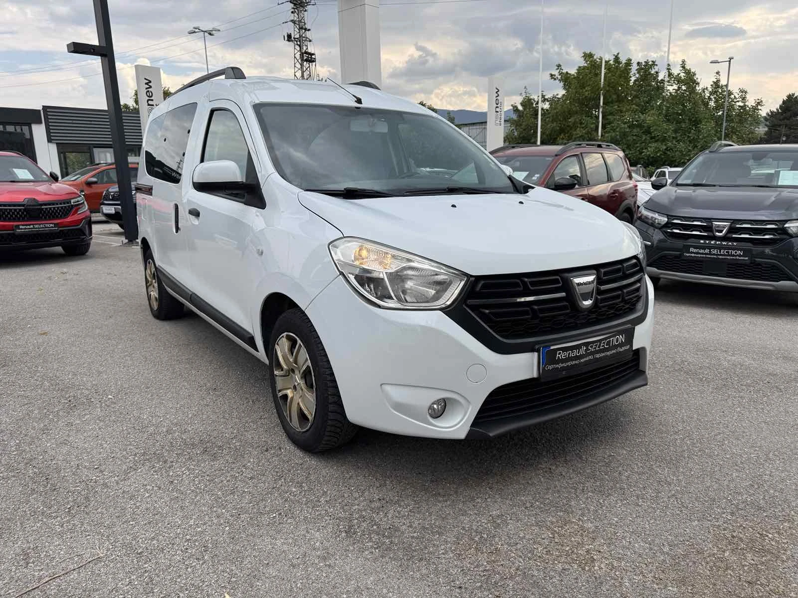 Dacia Dokker 1.5Dci N1 4+ 1, снимка 8 - Автомобили и джипове - 56295746