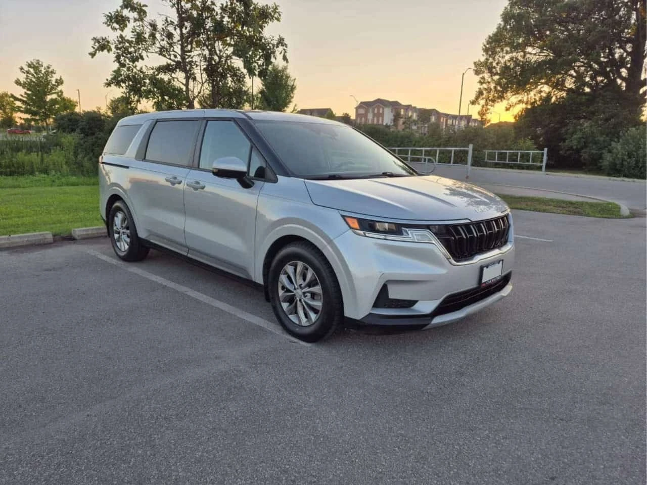 Kia Carnival * LX FWD * ���������� ��� ������������ ������*  | Mobile.bg � ����������� 3