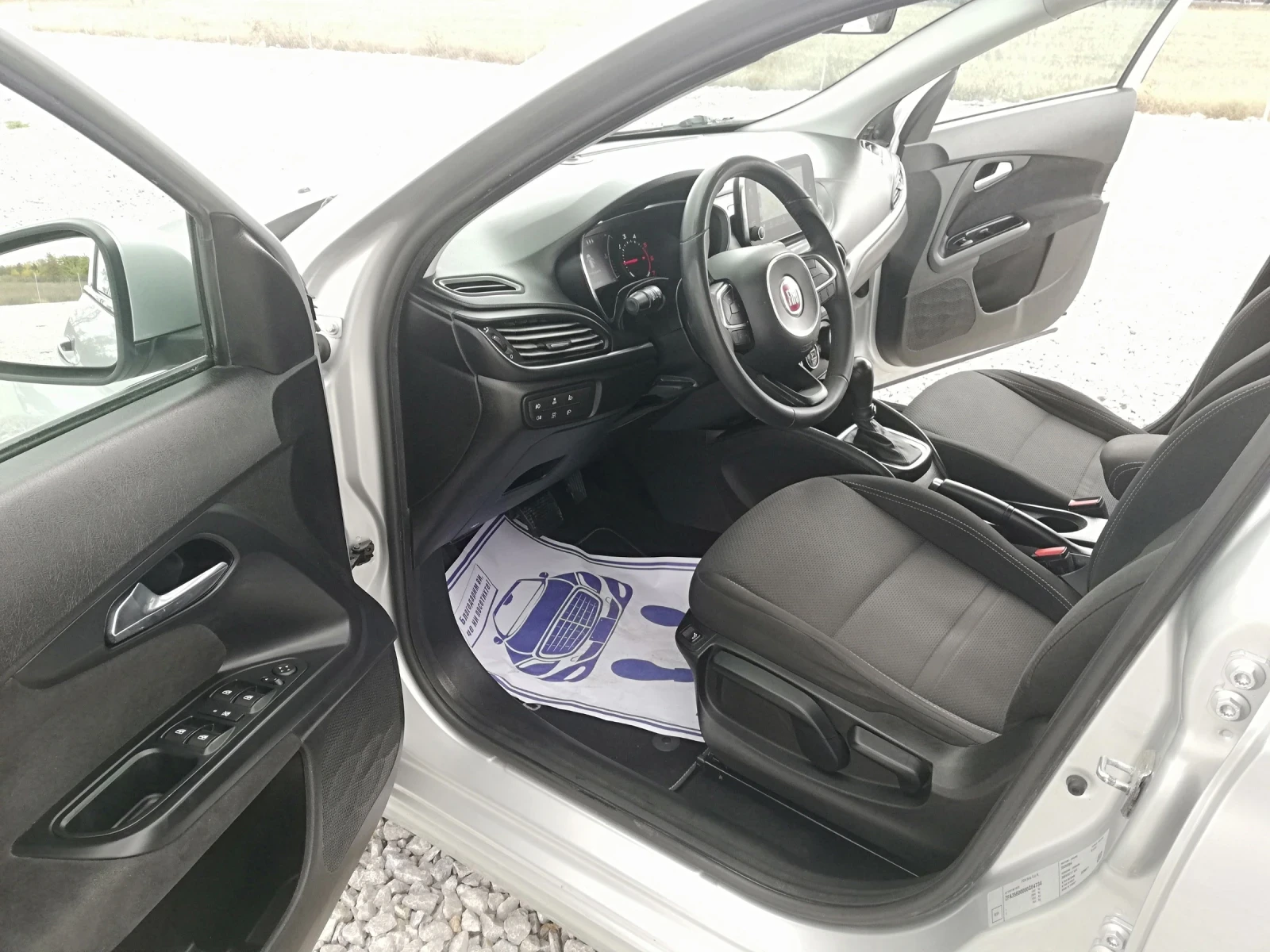 Fiat Tipo 1.6d avtomat navi kli, снимка 9 - Автомобили и джипове - 56677910