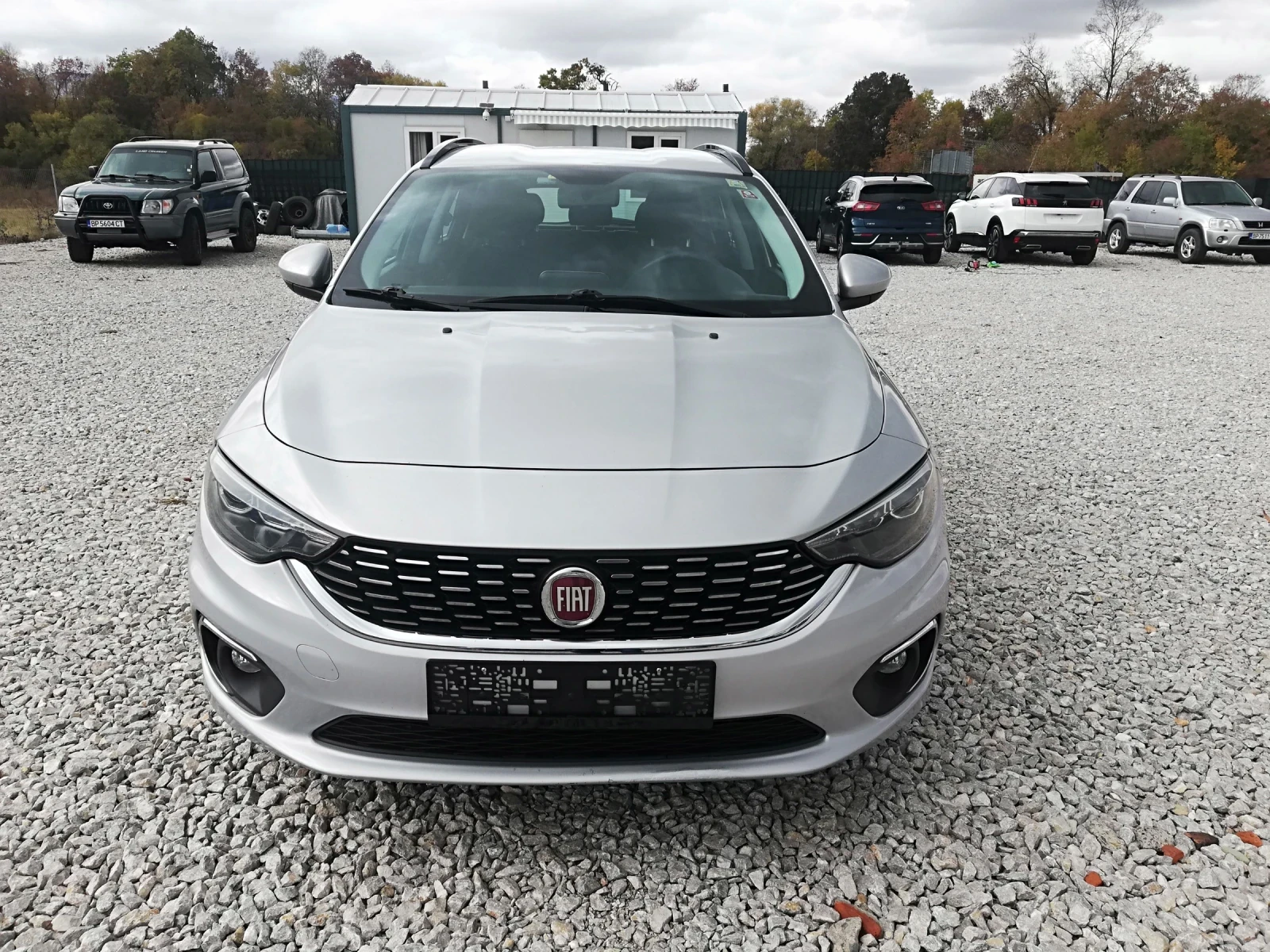 Fiat Tipo 1.6d avtomat navi kli, снимка 2 - Автомобили и джипове - 56677910
