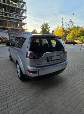 Mitsubishi Outlander XL 2.4i 4х4, снимка 4