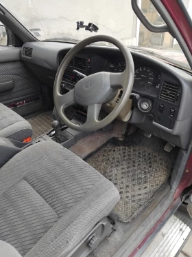 Обява за продажба на Toyota Hilux ~6 000 лв. - изображение 1