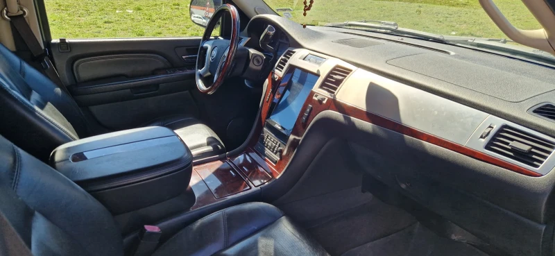Cadillac Escalade EXT, снимка 10 - Автомобили и джипове - 52391392