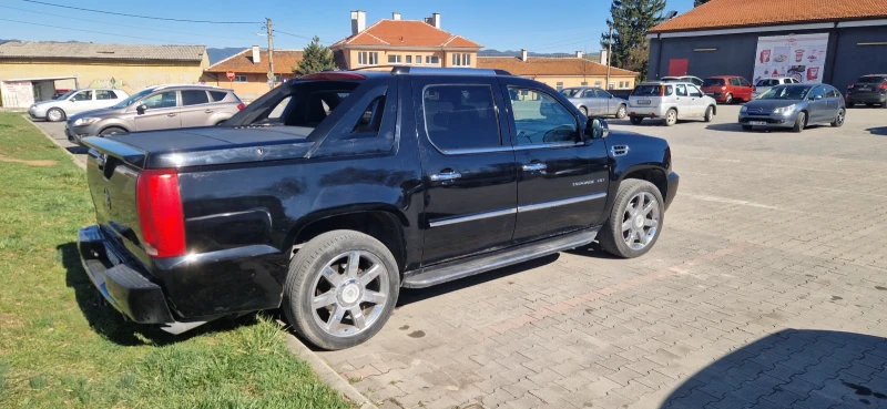 Cadillac Escalade EXT, снимка 6 - Автомобили и джипове - 52391392
