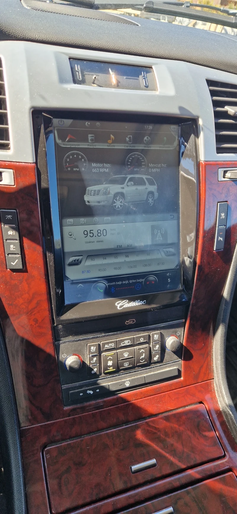 Cadillac Escalade EXT, снимка 15 - Автомобили и джипове - 52391392