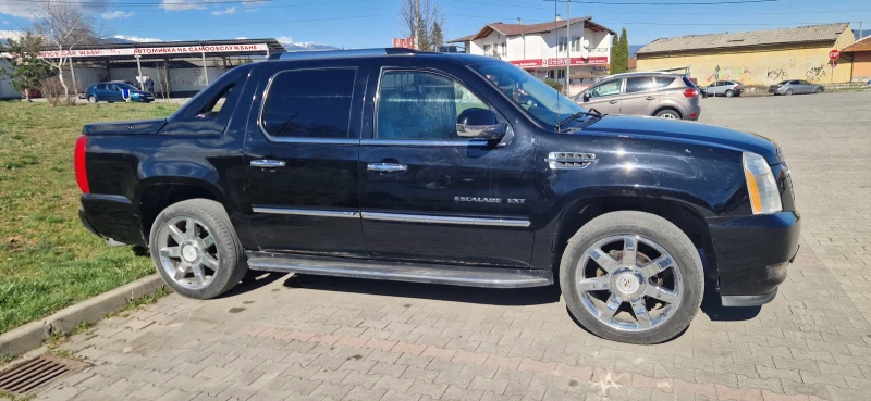 Cadillac Escalade EXT, снимка 5 - Автомобили и джипове - 52391392