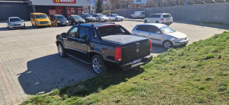 Cadillac Escalade EXT, снимка 9 - Автомобили и джипове - 52391392