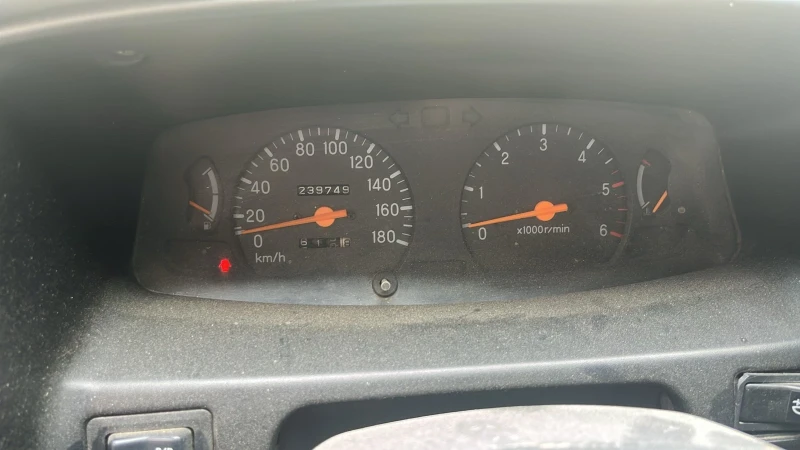 Mitsubishi L200 2, 5 TDI, снимка 8 - Автомобили и джипове - 52437108