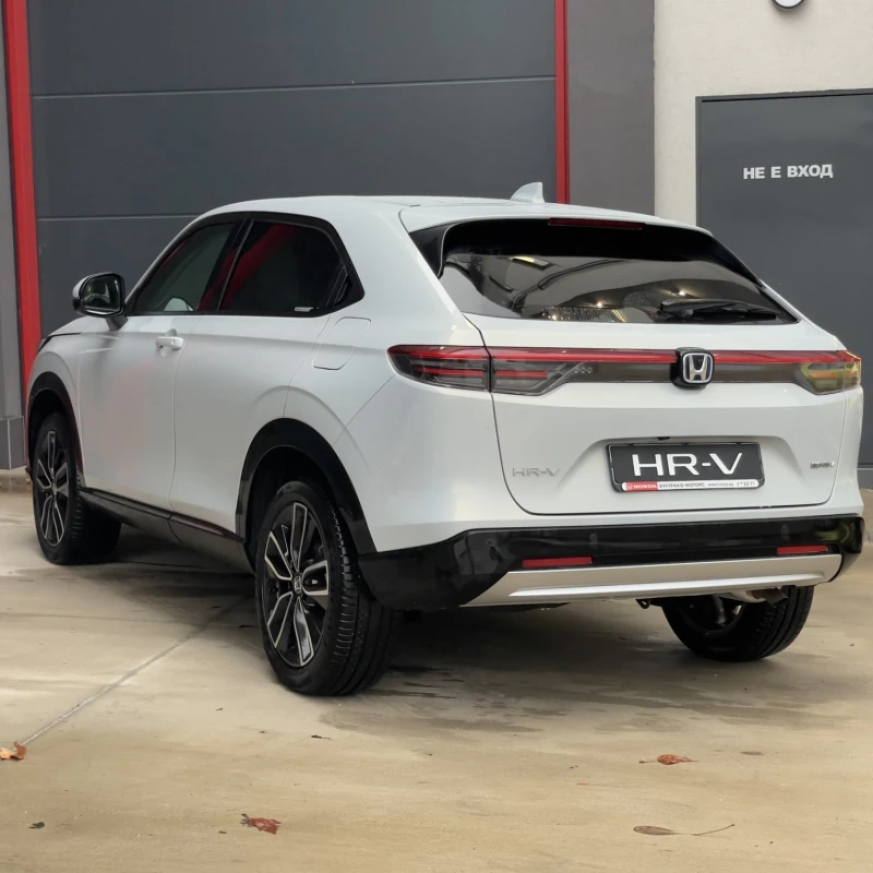 Honda Hr-v 1.5 Hybrid Advance, снимка 7 - Автомобили и джипове - 52331679