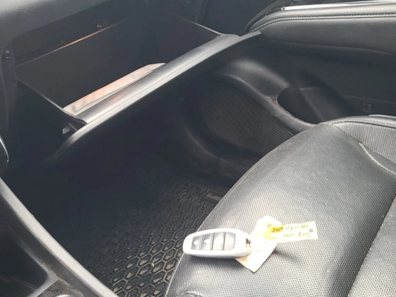 Hyundai Tucson * URBAN EDITION * CARFAX * , снимка 8 - Автомобили и джипове - 52960159