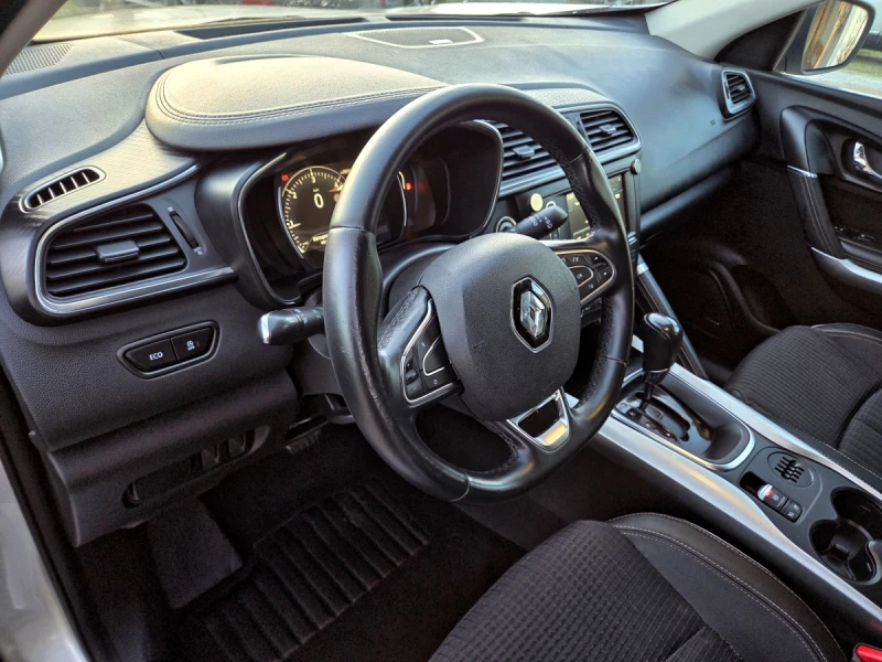 Renault Kadjar 1.5dCi BOSE АВТОМАТИК/CAMERA/NAVI/EURO 6B, снимка 9 - Автомобили и джипове - 53195784