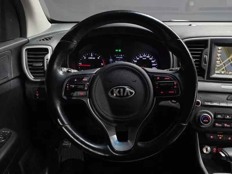 Kia Sportage 4Th Generation Diesel 2.0 2Wd Noblesse, снимка 13 - Автомобили и джипове - 56016269