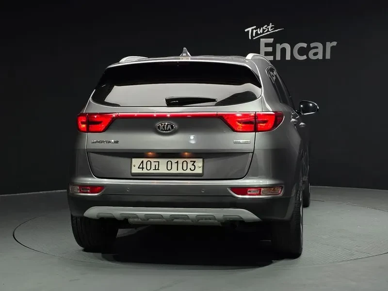 Kia Sportage 4Th Generation Diesel 2.0 2Wd Noblesse, снимка 4 - Автомобили и джипове - 56016269