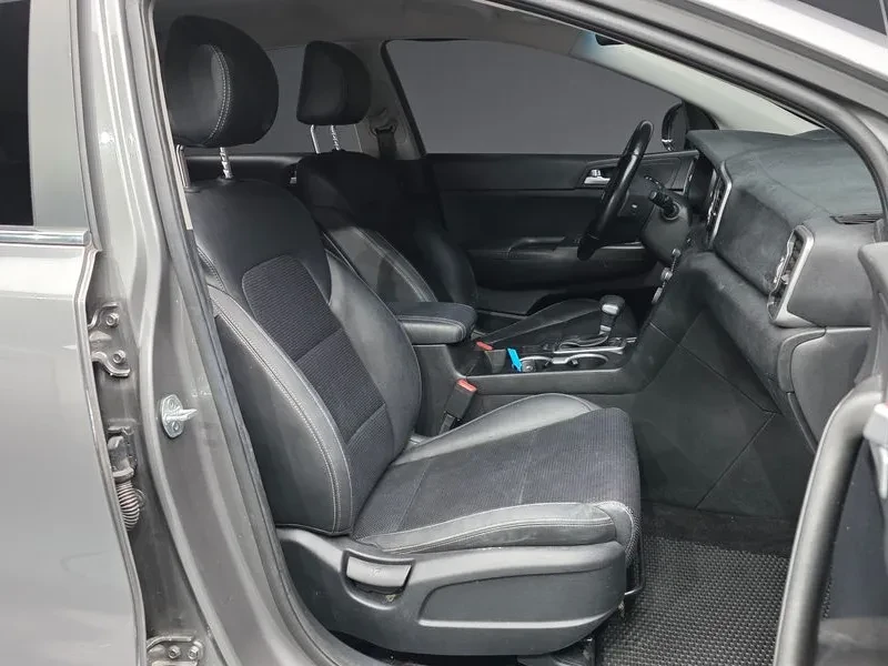 Kia Sportage 4Th Generation Diesel 2.0 2Wd Noblesse, снимка 11 - Автомобили и джипове - 56016269