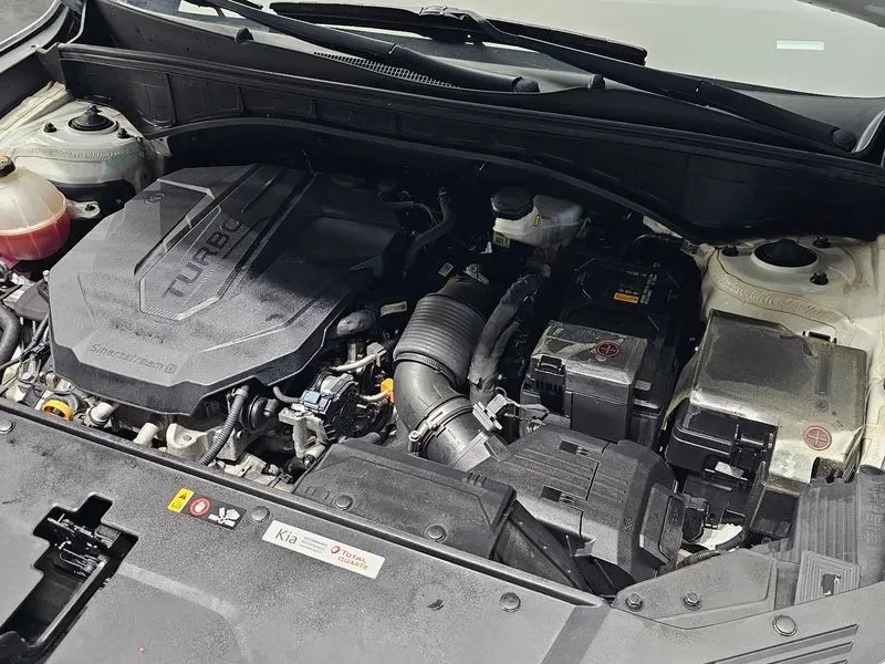 Kia Sorento Diesel 2.2 2Wd Noblesse, снимка 6 - Автомобили и джипове - 56118909