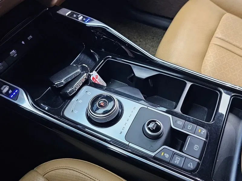 Kia Sorento Diesel 2.2 2Wd Noblesse, снимка 9 - Автомобили и джипове - 56118909