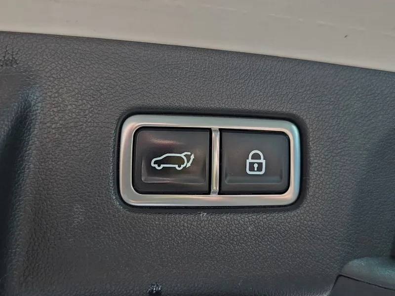 Kia Sorento Diesel 2.2 2Wd Noblesse, снимка 17 - Автомобили и джипове - 56118909