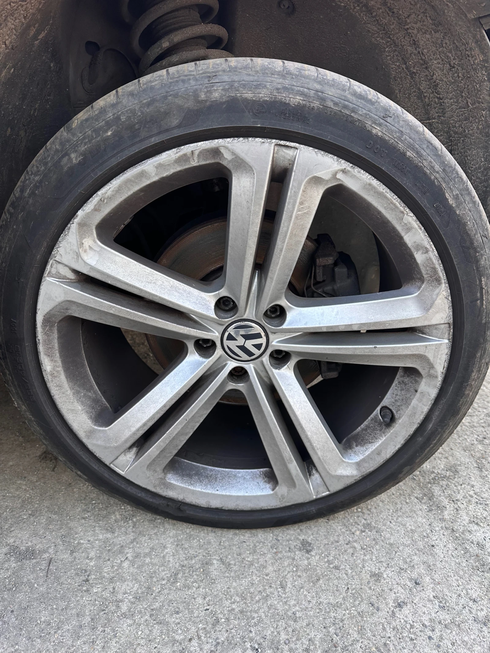 VW Tiguan 2.0tdi r line | Mobile.bg   15