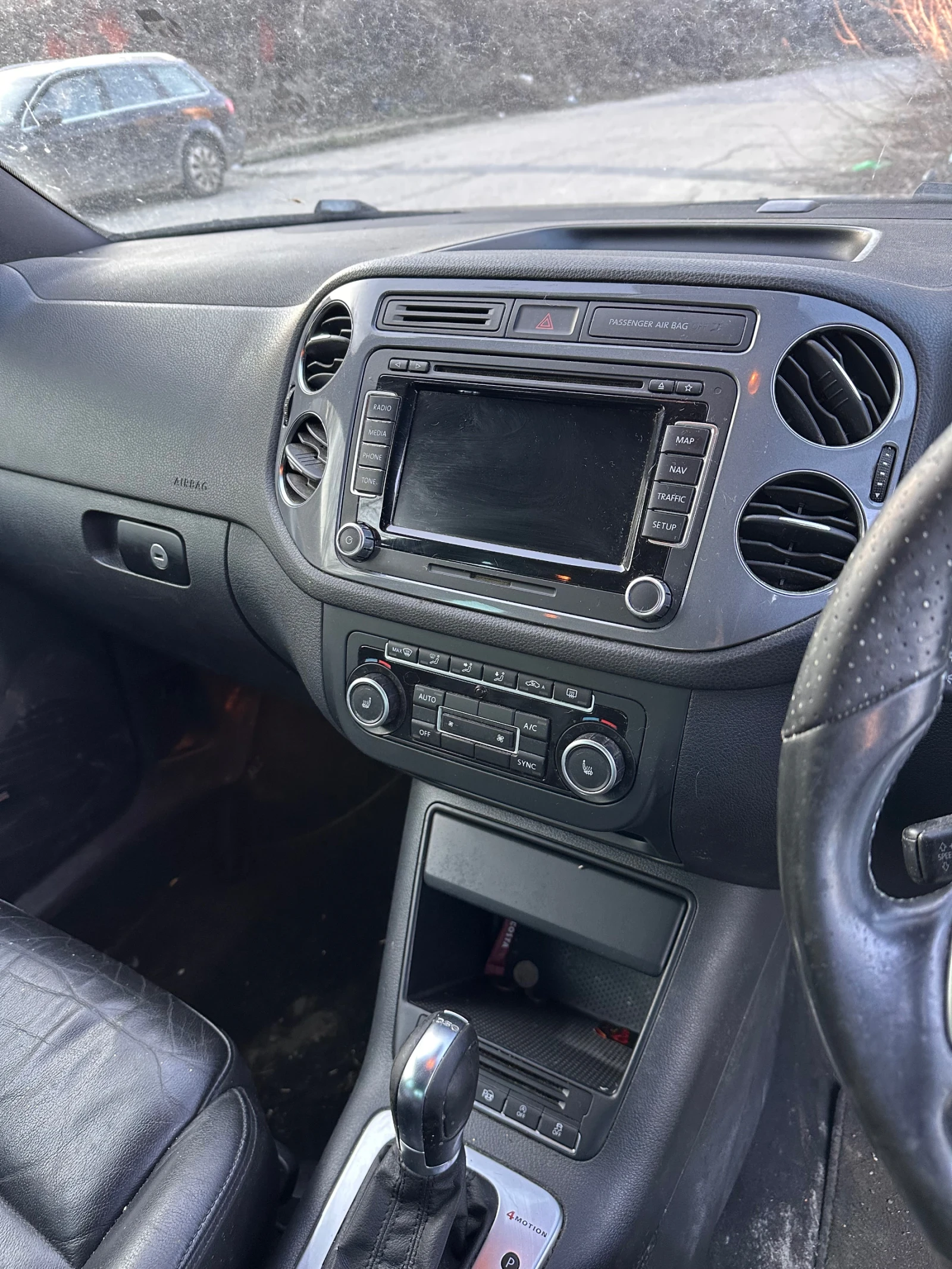 VW Tiguan 2.0tdi r line | Mobile.bg   13