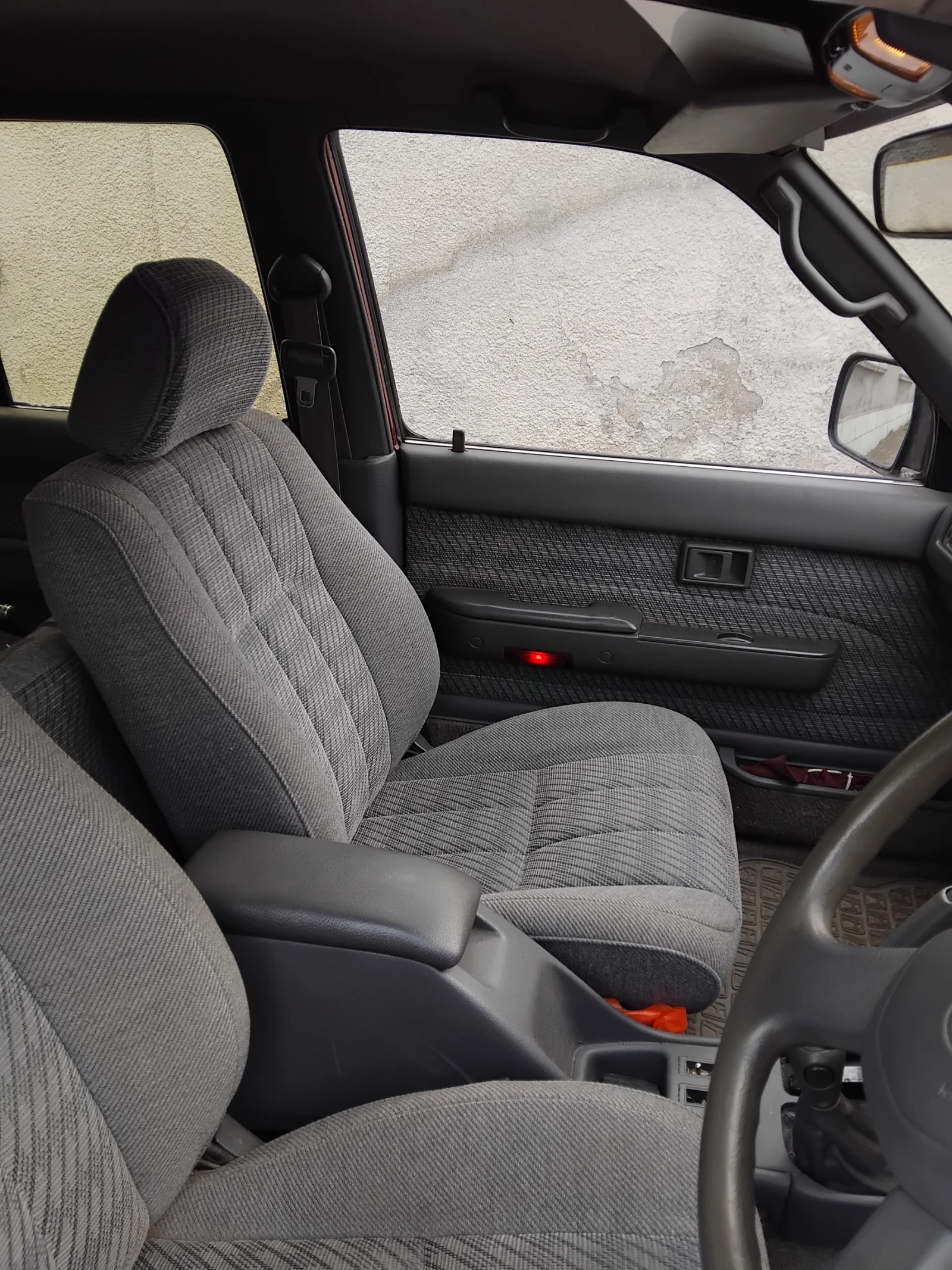 Toyota Hilux  - изображение 3