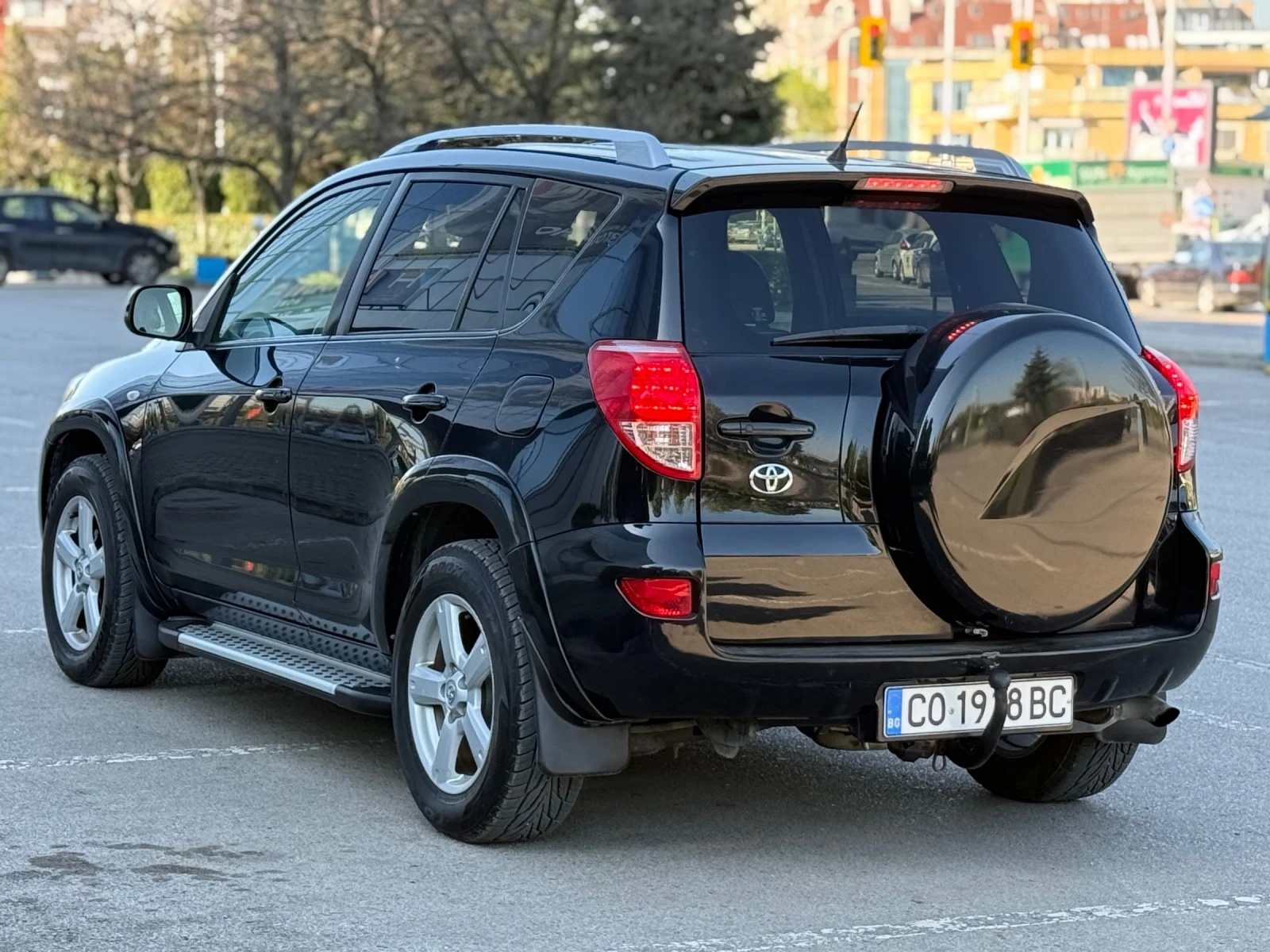 Toyota Rav4 D Cat 4x4 - изображение 6