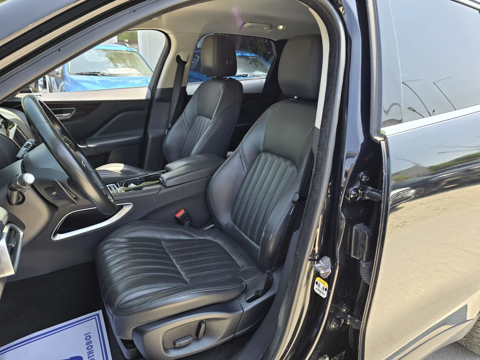 Jaguar F-PACE 2.0d 180к.с 4х4 - изображение 9