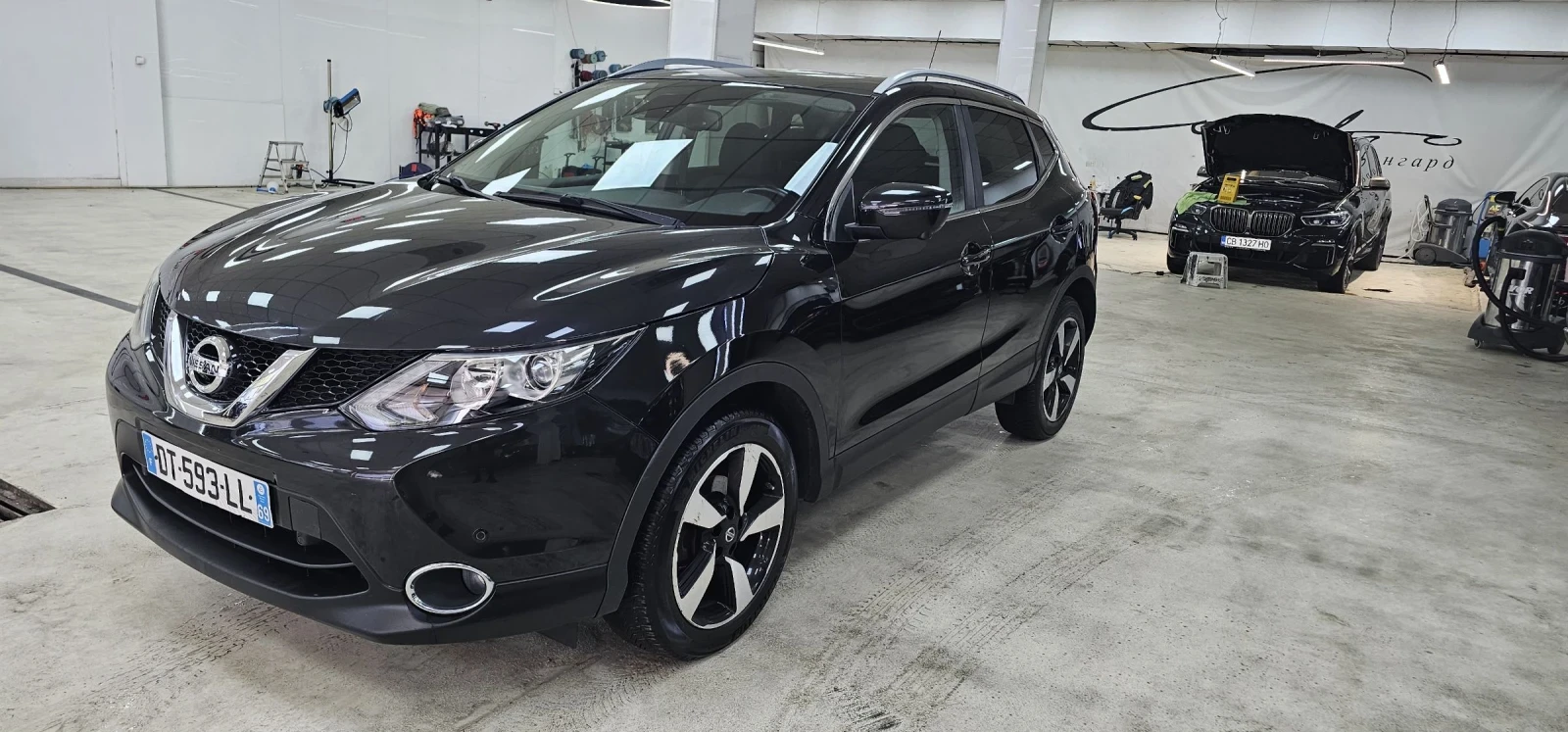 Nissan Qashqai 1.2 DIG-T  камера360 навигация Лизинг  - изображение 8
