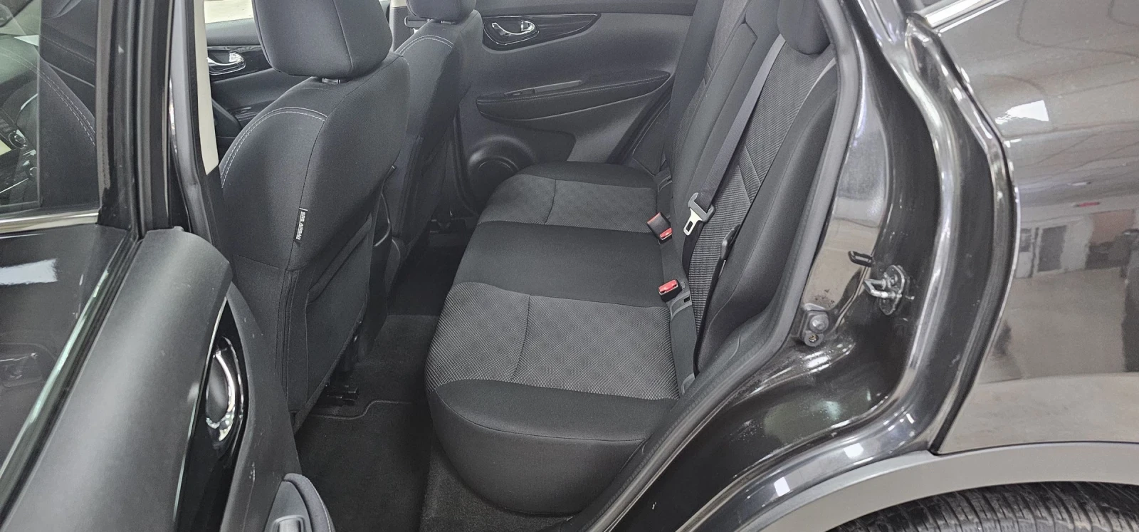 Nissan Qashqai 1.2 DIG-T  камера360 навигация Лизинг  - изображение 9