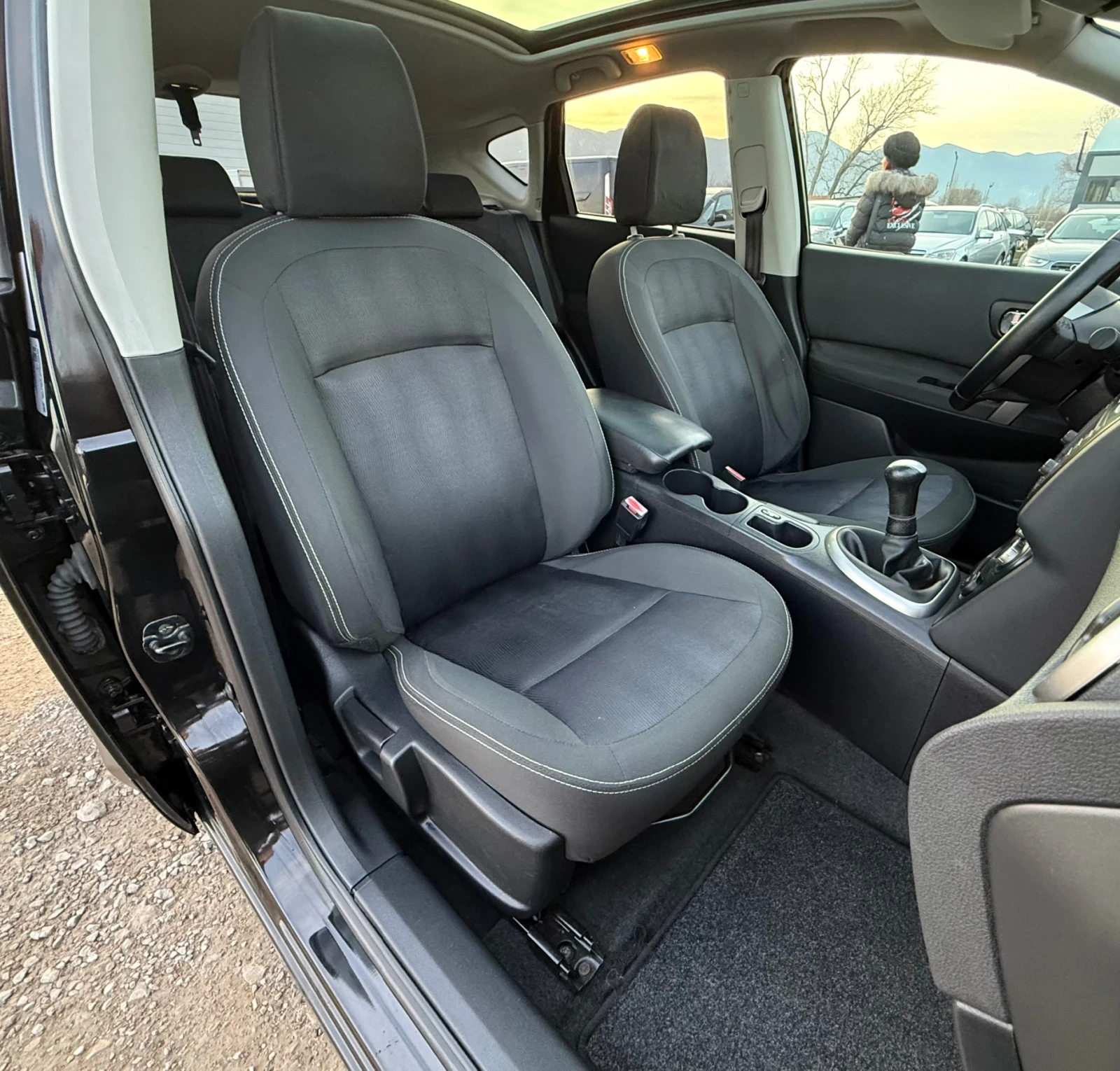 Nissan Qashqai 1.6i 117�.� * ���* * 360������* * ��������* * ���� | Mobile.bg � ����������� 13