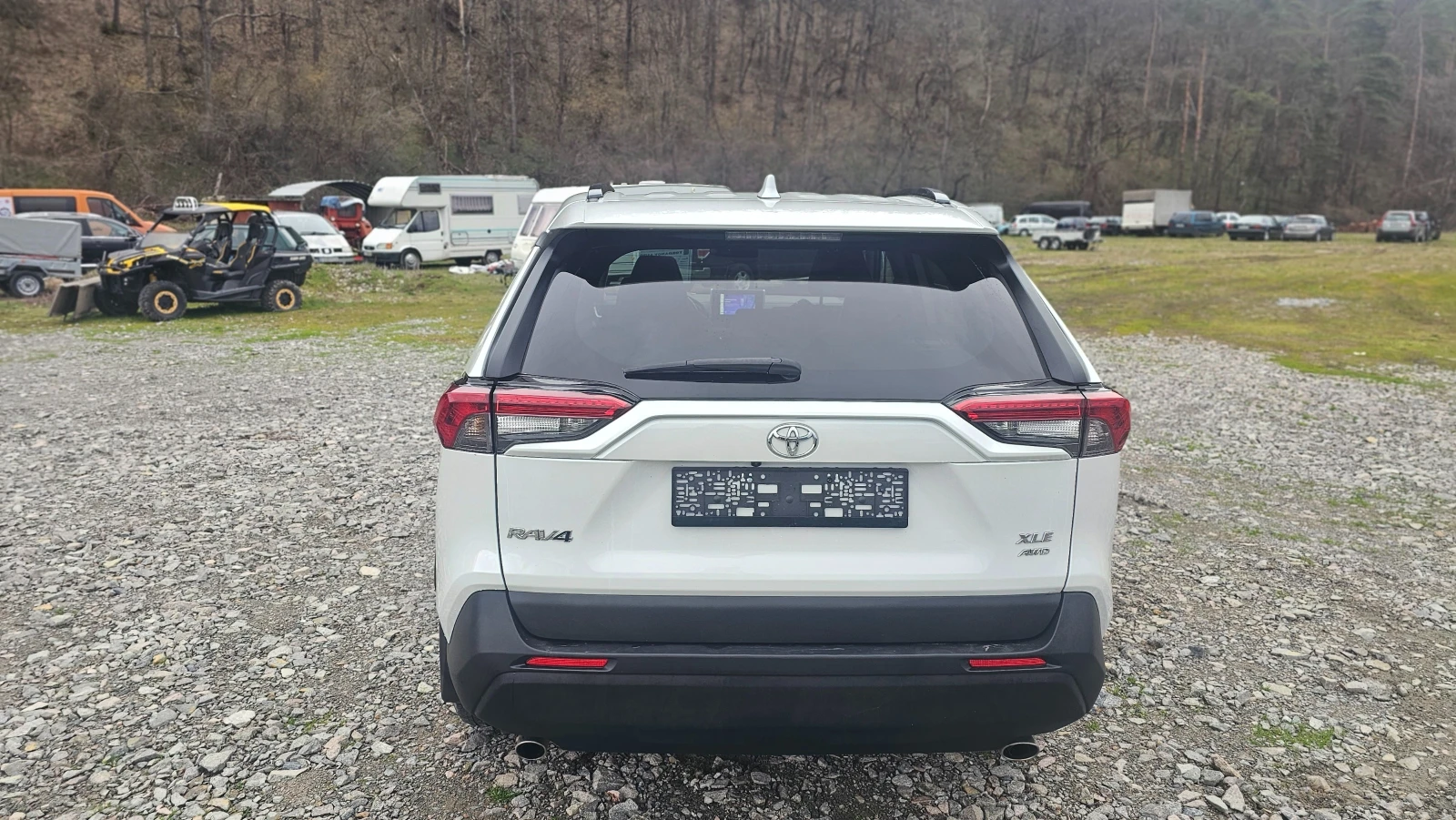 Toyota Rav4 XLE Premium, снимка 6 - Автомобили и джипове - 54008946