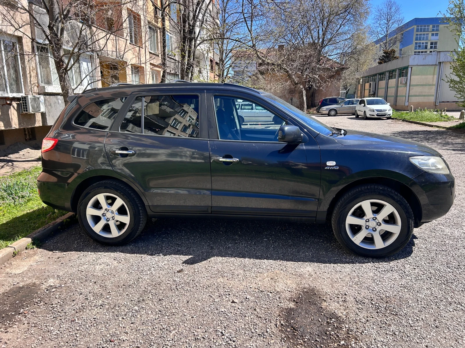 Hyundai Santa fe 2, 7 Газ/бензин Автомат 4х4, снимка 3 - Автомобили и джипове - 54137045