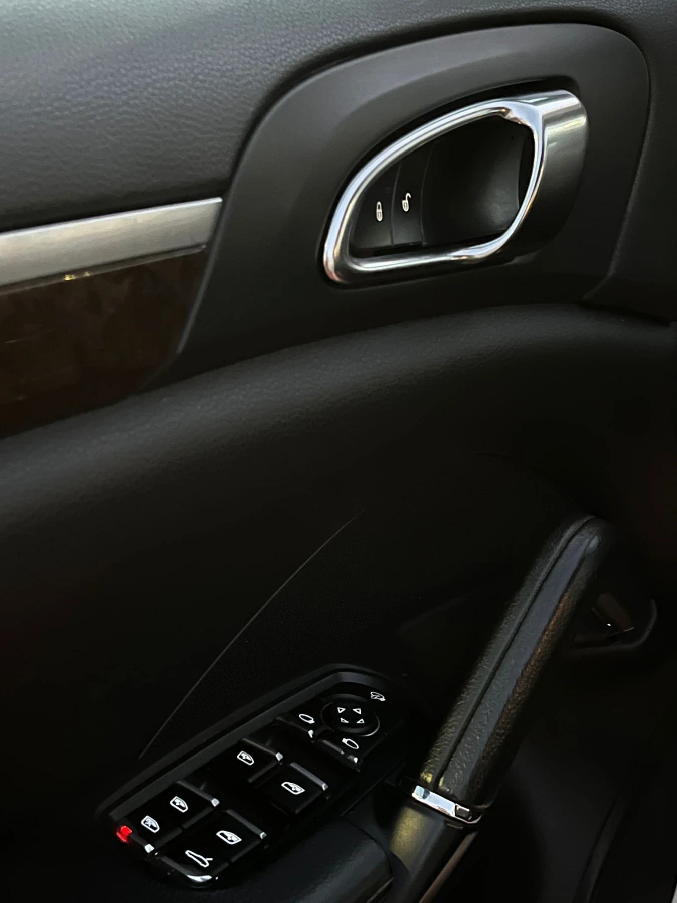 Porsche Cayenne 3.0 Diesel, снимка 14 - Автомобили и джипове - 54382463