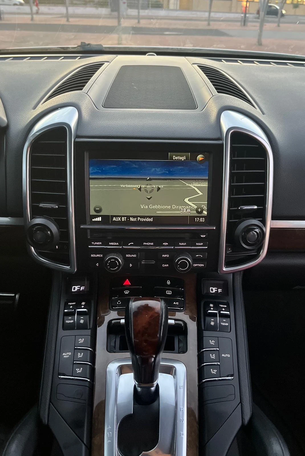 Porsche Cayenne 3.0 Diesel, снимка 13 - Автомобили и джипове - 54382463
