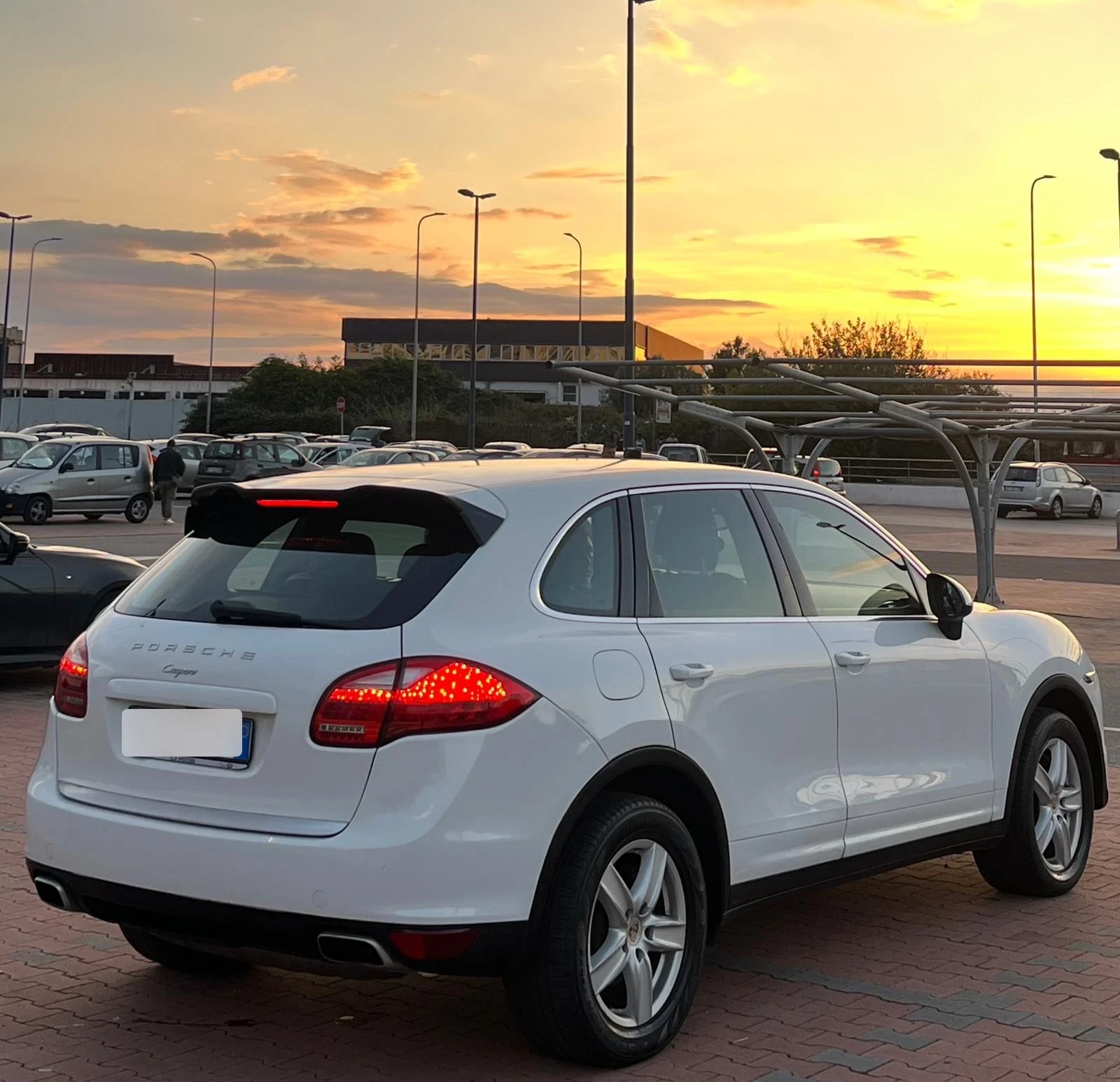 Porsche Cayenne 3.0 Diesel, снимка 6 - Автомобили и джипове - 54382463