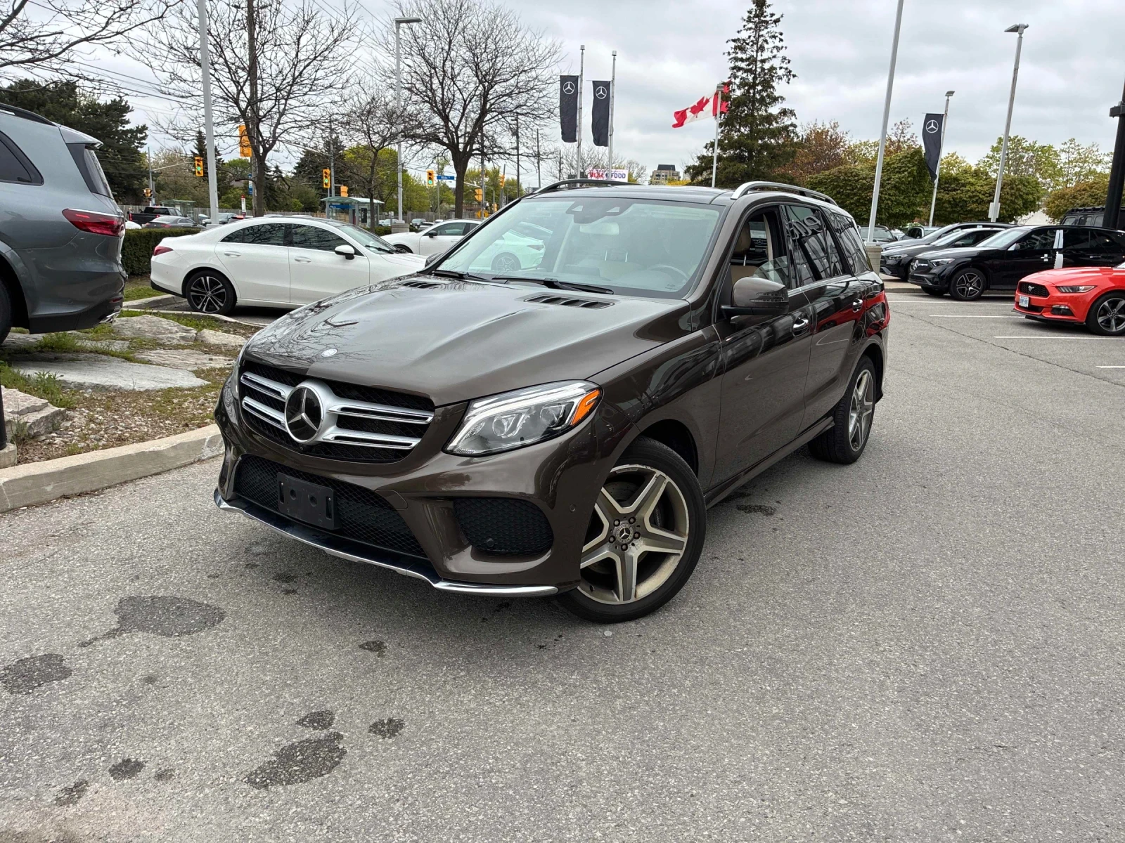 Mercedes-Benz GLE 400 ДИСТРОНИК * ПОДГРЕВ * ПАНОРАМА * 360 * CARFAX, снимка 5 - Автомобили и джипове - 54720877