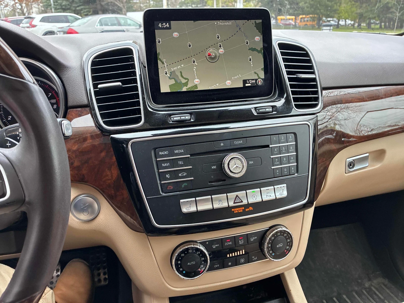 Mercedes-Benz GLE 400 ДИСТРОНИК * ПОДГРЕВ * ПАНОРАМА * 360 * CARFAX, снимка 7 - Автомобили и джипове - 54720877