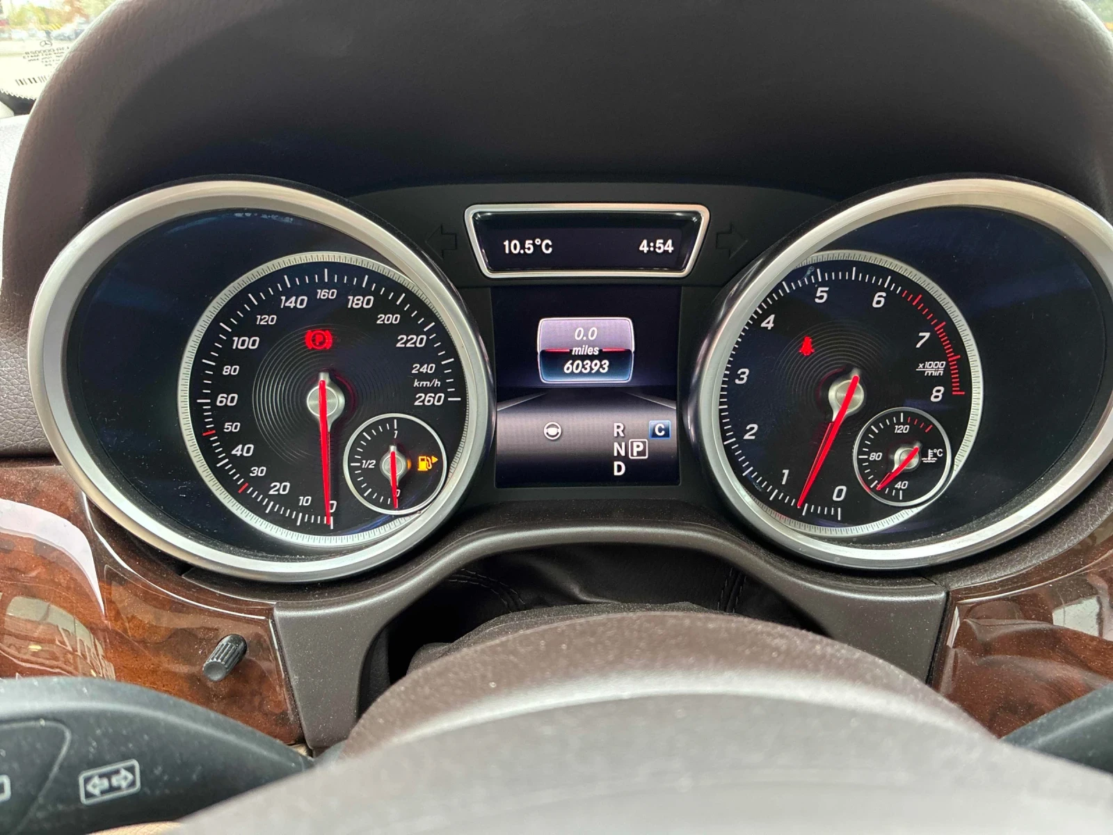 Mercedes-Benz GLE 400 ДИСТРОНИК * ПОДГРЕВ * ПАНОРАМА * 360 * CARFAX, снимка 9 - Автомобили и джипове - 54720877