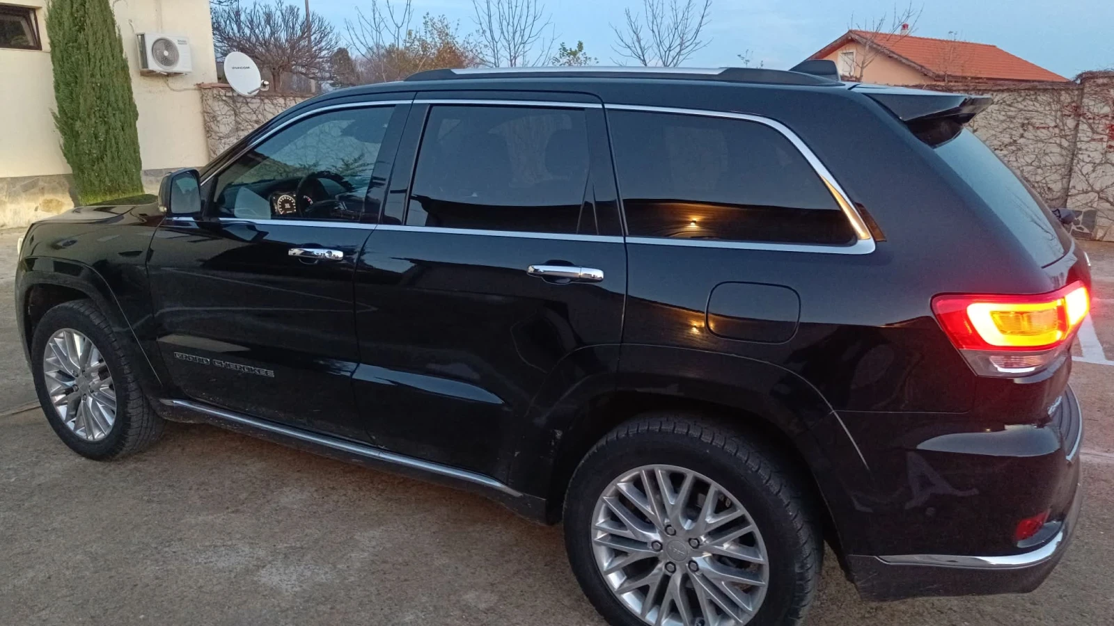 Jeep Grand cherokee 3.0, снимка 9 - Автомобили и джипове - 55048062